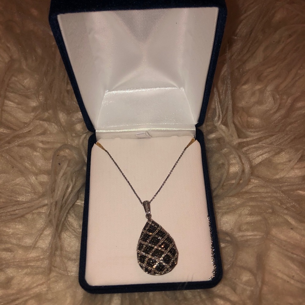 Sterling Silver teardrop pendant
